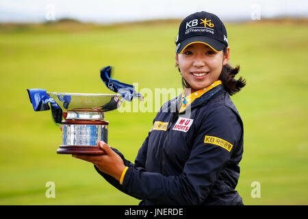 Irvine, Schottland. 30. Juli 2017. Am 4. Tag der Aberdeen Asset Management Open Golf Championship war die Konkurrenz geprägt von starken böigen Windverhältnissen. HYANG-MI-LEE aus Korea begann der Tag 6 Schüsse hinter dem führenden, außergewöhnliche Golf gespielt und beendet die Gewinner erzielte insgesamt für den Wettbewerb von 6 unter den 4 Messetagen. Bildnachweis: Findlay/Alamy Live-Nachrichten Stockfoto