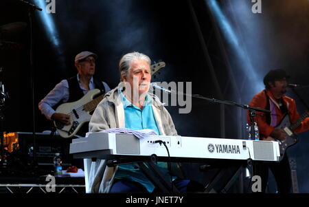 Lulworth, Dorset, UK. 30. Juli 2017. Camp Bestival Tag 4 - ehemaliger Sänger mit den Beach Boys Brian Wilson Durchführung Pet Sounds im Camp Bestival, Lulworth, 30. Juli 2017 Dorset, UK Credit: Dawn Fletcher-Park/Alamy Live News Stockfoto