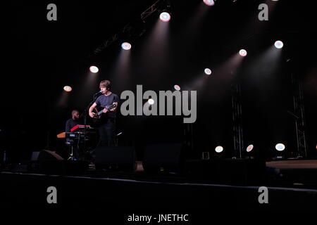 Cambridge, UK. 30. Juli 2017. Jake Bugg führt auf dem Cambridge Folk Festival. Richard Etteridge / Alamy Live News Stockfoto