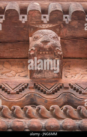 Detail aus Holz zu schnitzen, Teil von Mul Chowk, Durbar Square Patan Kathmandu-Nepal Stockfoto