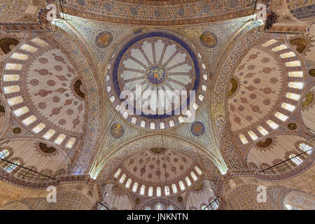 Innerhalb der blauen Moschee, Istanbul, Türkei. Stockfoto