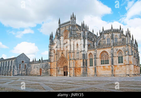 Das gotische Kloster von St Mary des Sieges (Santa Maria da Vitoria) ist das zentrale Wahrzeichen der Stadt, gewidmet den Sieg in der Schlacht von Aljubarrota Stockfoto