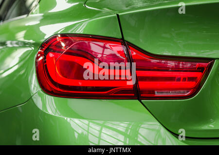 Close-up Sportwagen Tail-Heckleuchte mit Brakelight Stopp-signal Stockfoto