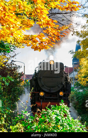 Schmalspur-Dampfeisenbahn in Wernigerode - Harz - Deutschland anzeigen Stockfoto