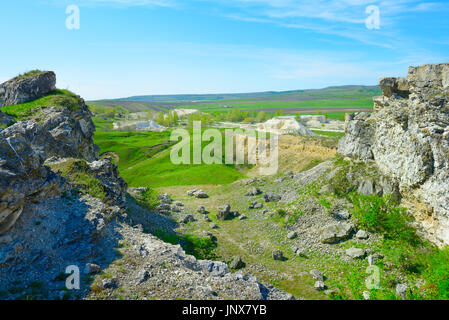 Verlassenen Steinbruch für Kalkstein Bergbau Stockfoto