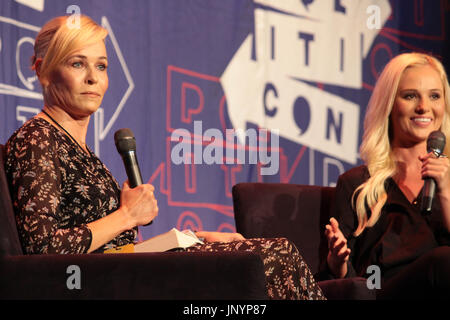 Pasadena, CA. Juli 2017. Chelsea Handler und Tomi Lahren. Kredit: Todd Felderstein Gutschrift: Todd Felderstein/Alamy Live Nachrichten Stockfoto