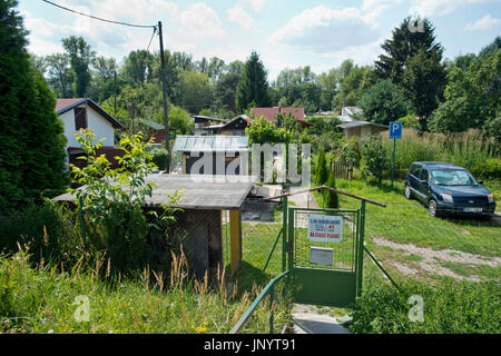 Prag, Tschechische Republik. 21. Juli 2017. Gartenarbeit-Kolonie in Libensky Insel, Prag, Tschechien am 21. Juli 2017. Bildnachweis: Vit Simanek/CTK Foto/Alamy Live-Nachrichten Stockfoto