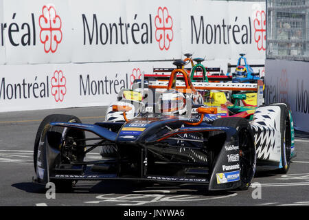 Montreal, Kanada. 30. Juli 2017. Fahrer Jerome D'Ambrosio Verhandlungen über eine Wendung als das zweite Rennen der ePrix in Gang kommt. Kredit: Mario Beauregard/Alamy Live-Nachrichten Stockfoto