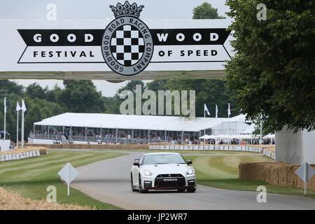 Goodwood Festival of Speed 2017 - Tag 1 - Goodwood Hillclimb mit: Nissan GTR Nismo wo: Chichester, Großbritannien bei: Kredit-29. Juni 2017: Michael Wright/WENN.com Stockfoto