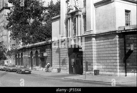 Das historische St. Bartholomew Hospital in Smithfield in London, England am 5. August 1989. Stockfoto