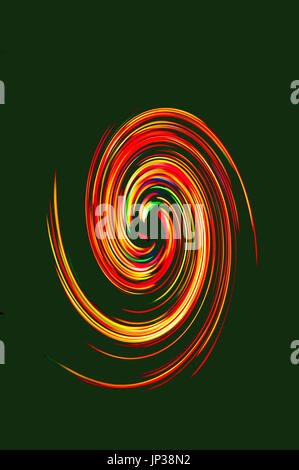 Spirale der Farben, Zoom auf einen Weihnachtsbaum, dann Spinnen auf Photoshop Stockfoto