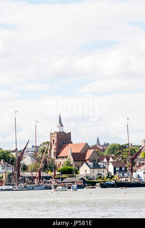 Uferpromenade in Maldon an der Mündung der Blackwater, Essex Stockfoto