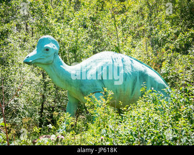 Ein Modell-Nachbau des Corythosaurus, eine Gattung der Lagena (Ente-berechnet) Dinosaurier. Zoo von Calgary, Calgary, Alberta, Kanada Stockfoto