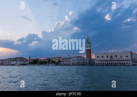 Venedig & Wolke/Sonnenuntergang Bildung Stockfoto