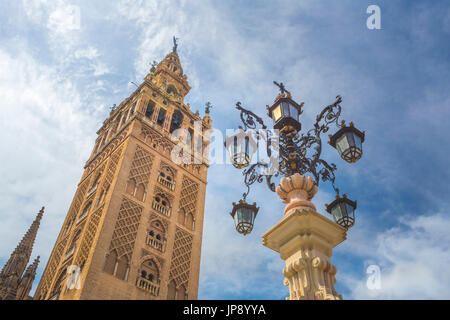 Spanien, Andalusien, Sevilla Stadt Giralda Turm Stockfoto