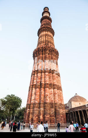Qutb Minar bei Sonnenuntergang, Delhi, Indien. Stockfoto