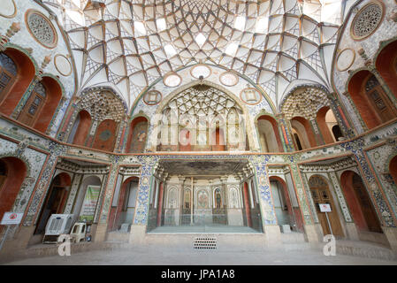 KASHAN, IRAN - 25. August 2016: Khane-ye Mossadegh-Haus Stockfoto