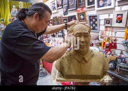 China, Beijing City, Qianmen Bereich, Bildhauer Stockfoto