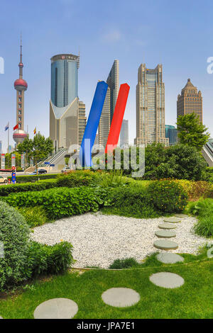 China, Shanghai City Skyline von Pudong District, Oriental Pearl TV Tower Stockfoto