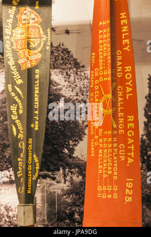 England, Oxfordshire, Henley-on-Thames, Fluß und Rudern Museum, Anzeige von historischen Henley Royal Regatta Rudern Rudern Stockfoto