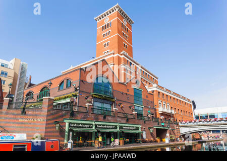 England, West Midlands, Birmingham, Brindleyplace und Birmingham Kanal Stockfoto