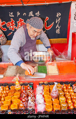 Japan, Honshu, Tokio, Tempel Messe, Spice Hersteller Stockfoto