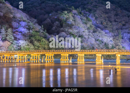 Japan, Kyoto City, Arashiyama Park, Togetsukyo Bridge Stockfoto