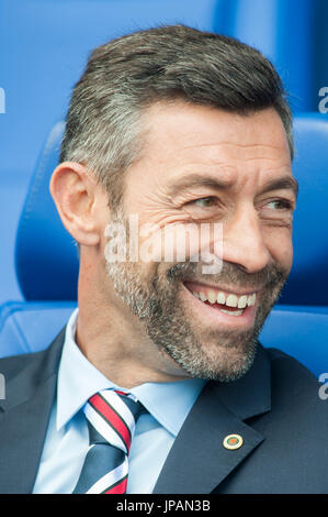 Rangers FC Manager Pedro Caixinha auf der Trainerbank Bild Dean Atkins Stockfoto