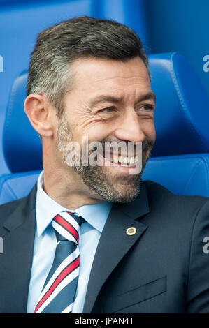 Rangers FC Manager Pedro Caixinha auf der Trainerbank Bild Dean Atkins Stockfoto