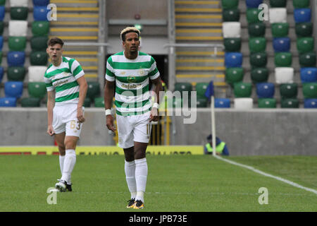 Windsor Park, Belfast, Nordirland. 14. Juli. Linfield 0 Celtic 2. Celtics Scott Sinclair (11) in Aktion. Stockfoto