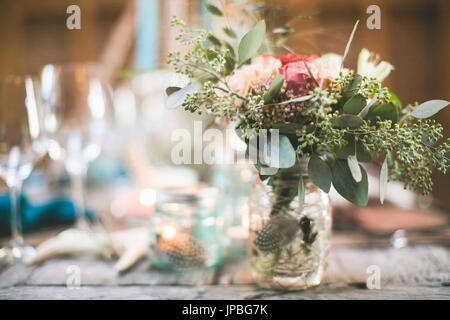 Gedeckter Tisch, Dekoration bei indischen Hochzeit, Stockfoto