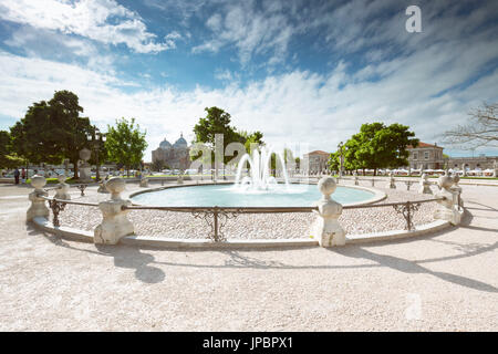 ein Blick der Prato della Valle, einer der größten Platz in Europa, Provinz Padua, Veneto, Italien, Europa, Stockfoto