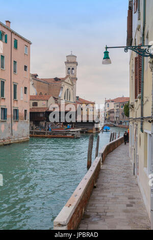 Squero di San Trovaso, Workshop für Gondeln in Dorsoduro, Venedig, Italien, Europa Stockfoto