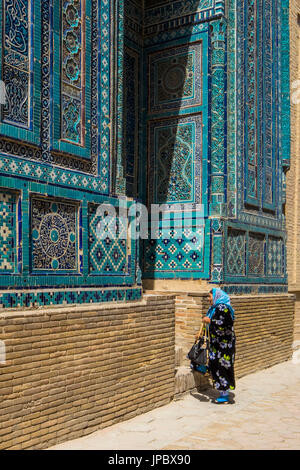 Samarkand, Usbekistan, Zentralasien. Shah-i-Zinda Nekropole. Stockfoto