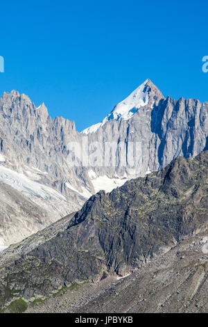 Blick auf Mont Dolent eines Berges im Mont-Blanc-Massiv. Frankreich Stockfoto