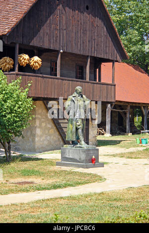 Kroatien KUMROVEC, 4. August 2013: Statue von Josip Broz Tito, erster Präsident von Jugoslawien, in Kumrovec, Kroatien Stockfoto