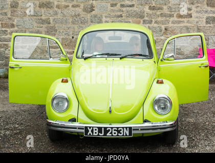 VW Käfer Auto lindgrün 1974 bei Motormania Auto-Show in Grantown auf Spey, Scotland, UK Stockfoto