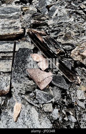 Berglandschaft auf der Olperer Runde Tour und Peter Habeler Weg in den Zillertaler Alpen gesehen hier bei der verlassenen mine nahe der Geraer Hütte Stockfoto