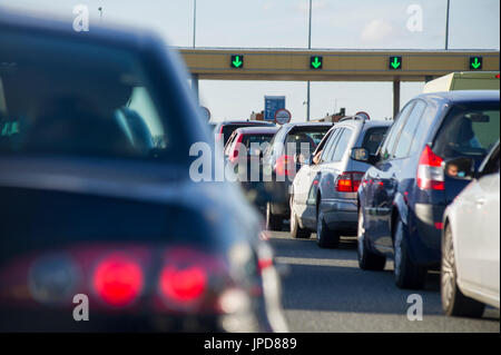 Große Autos zu Station auf der Autostrada A1 läuten genannt Amber Autobahn (Autostrada Bursztynowa) in Rusocin, Polen. 18. Juni 2017 © Wojciech Strozyk / Al Stockfoto