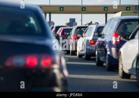 Große Autos zu Station auf der Autostrada A1 läuten genannt Amber Autobahn (Autostrada Bursztynowa) in Rusocin, Polen. 18. Juni 2017 © Wojciech Strozyk / Al Stockfoto