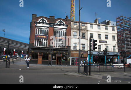 Das Hotel Crown Public House Lime St Liverpool Merseyside England Stockfoto