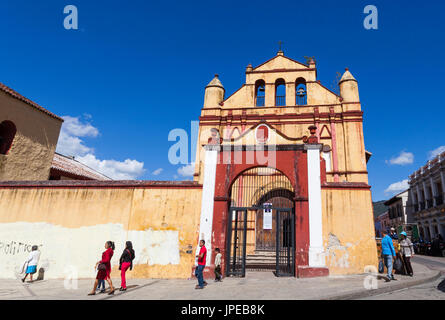 Kapelle der Kathedrale, Zocalo, San Cristobal de Las Casas, Chiapas, Mexiko. Stockfoto