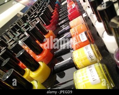 Nagellack display Stockfoto