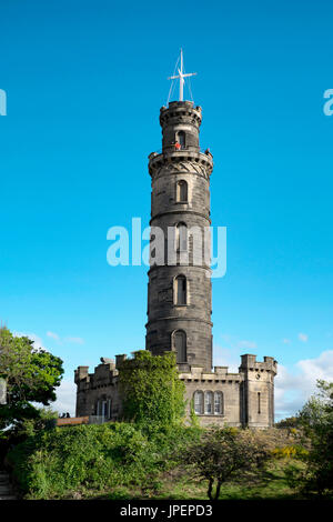 Calton Hill mit Nelson Denkmal, Edinburgh, Schottland, Vereinigtes Königreich Stockfoto