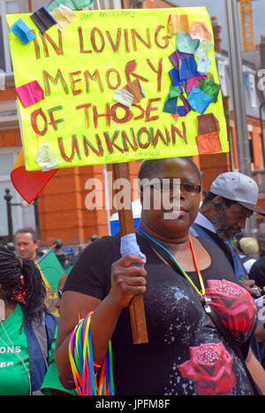 London, UK. 1. August 2017. Afrika-Emanzipation Tag jährliche März 2017 verlässt Windrush Square in Brixton. Bildnachweis: JOHNNY ARMSTEAD/Alamy Live-Nachrichten Stockfoto