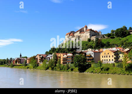 Burg Burghausen eine historische Stadtmitte am Fluss Salzach, Burghausen, Upper Bavaria, Bayern, Deutschland, Europa Stockfoto