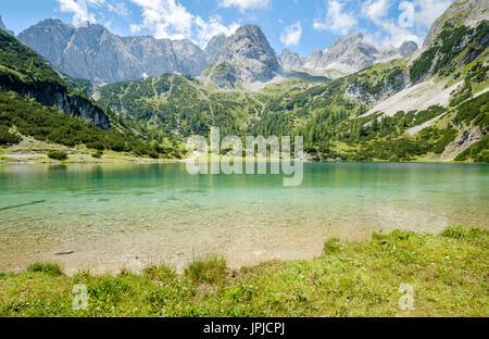 Seebensee vor der Mieminger Gebirge Palette, Ehrwald, Tirol, Österreich Stockfoto