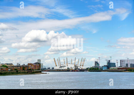 LONDON - 30 Juli: Blick auf das O2-Gebäude in London am 30. Juli 2017 Stockfoto