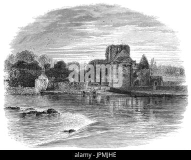 1870: die unrestaurierten Heilig Kreuz Abtei, ein restaurierten Zisterzienserkloster liegt am Fluss Suir. Es hat seinen Namen aus einem Fragment der Reliquie des wahren Kreuzes oder Holy Rood rund 1233 durch die Plantagenet Königin Isabella, die Witwe von Johann Ohneland nach Irland gebracht. Holycross ist in der Nähe von Thurles, County Tipperary, Irland. Stockfoto