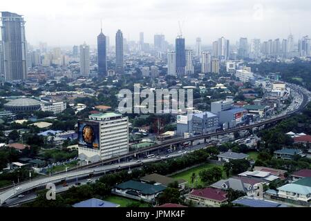 METRO MANILA, Philippinen - 31. Juli 2017: Luftbild von Wohn-und Gewerbegebieten und Betriebe in Metro Manila. Stockfoto